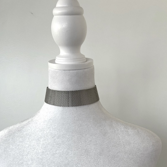 2Bundle American Eagle Choker Necklace - Picture 3 of 8